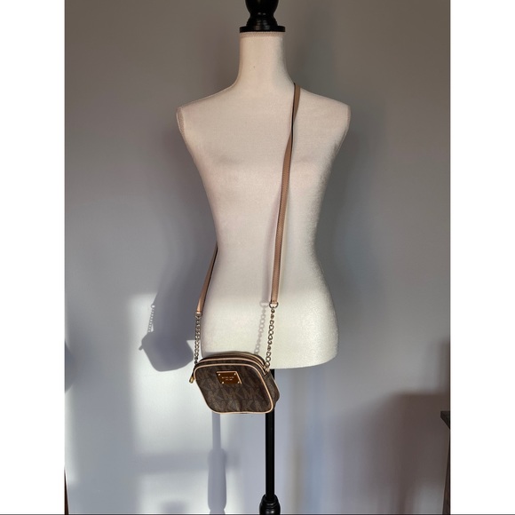 Michael Kors crossbody bag - Picture 3 of 9